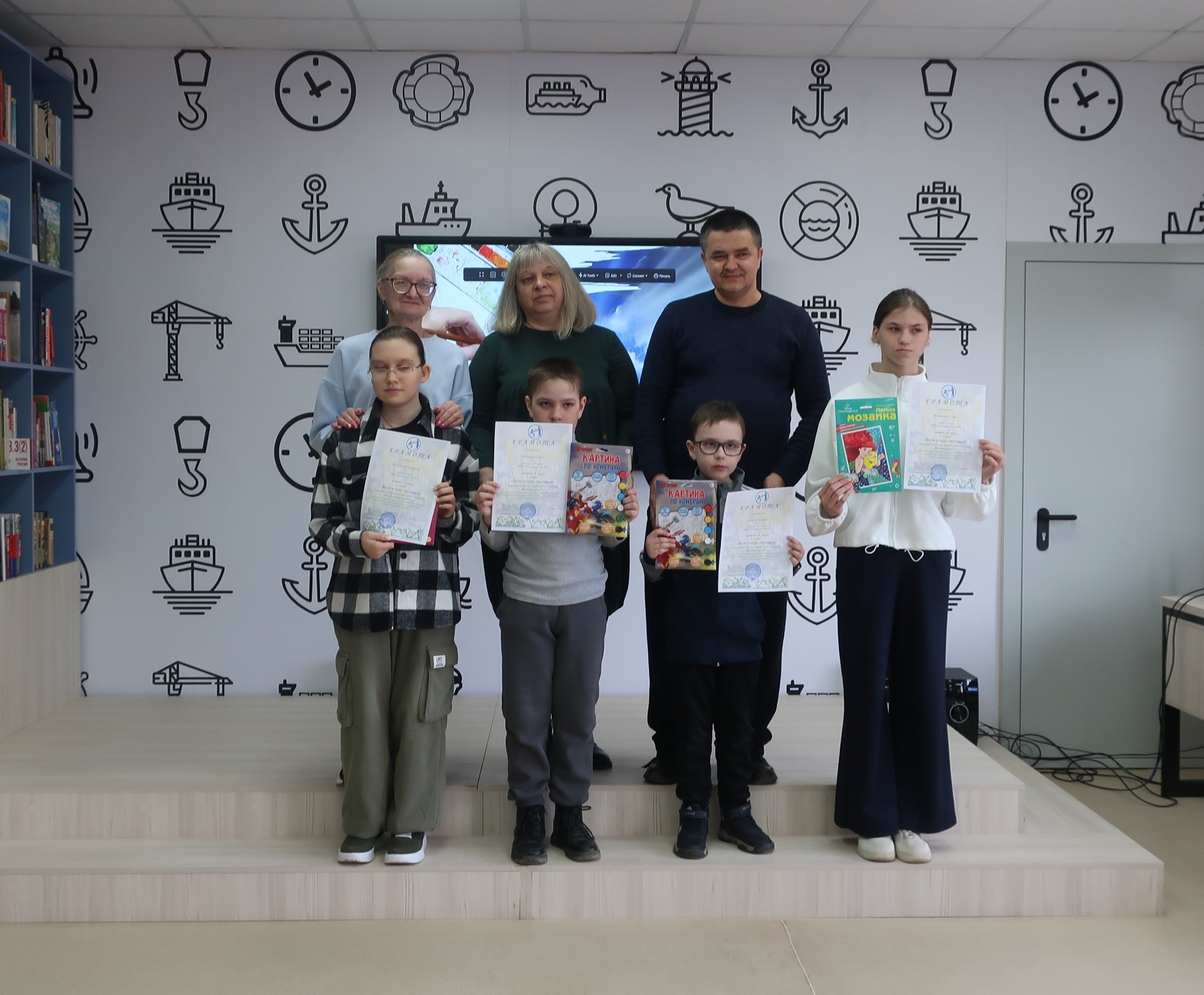 30.03.2025  Награждение победителей творческого конкурса «Весна в окно стучится»