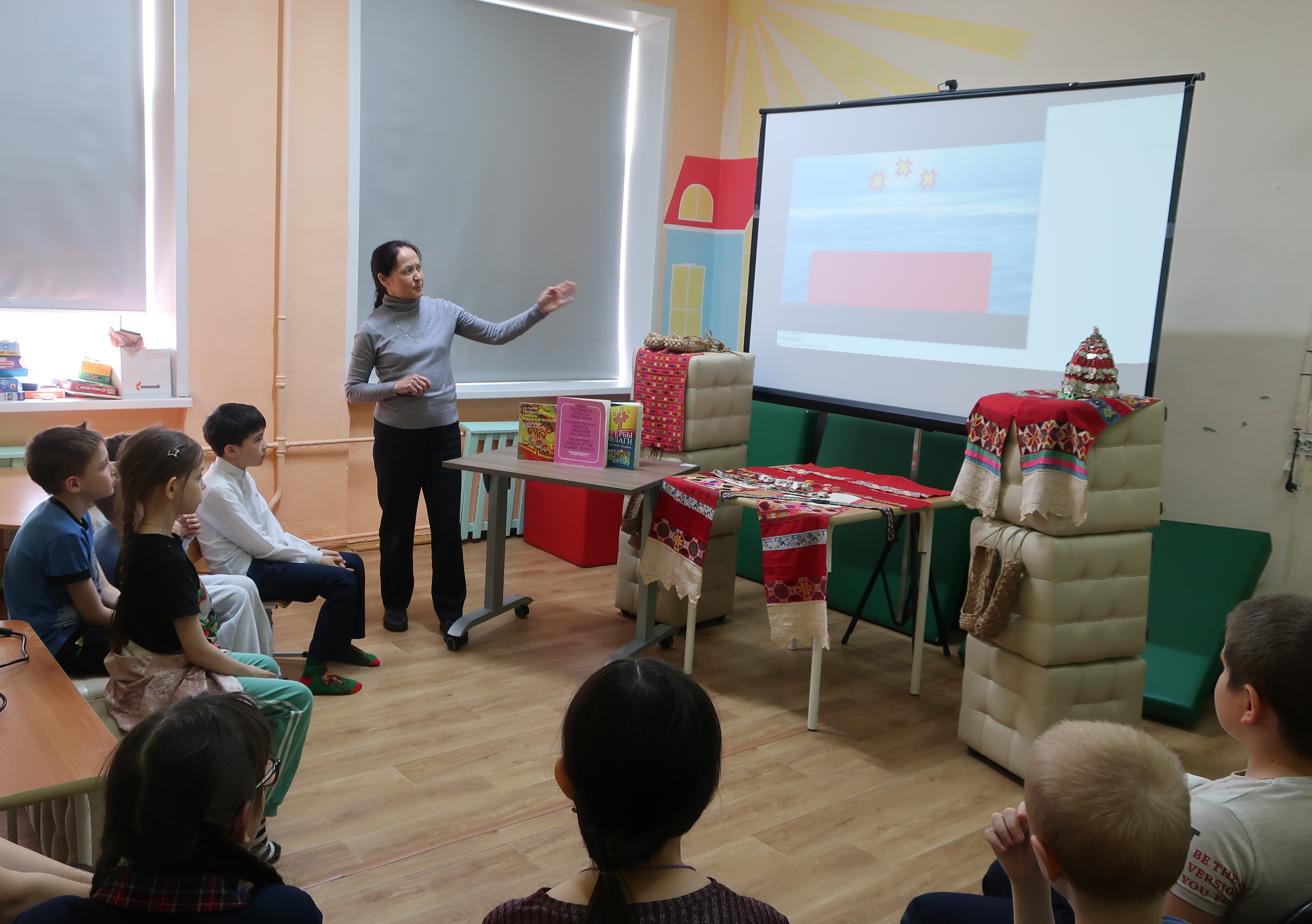 27.04.2026   Знакомство с государственными символами республики